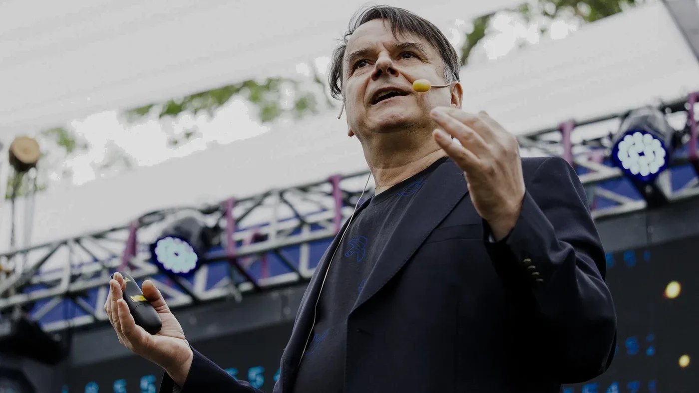 Juan Pablo Forno durante una charla